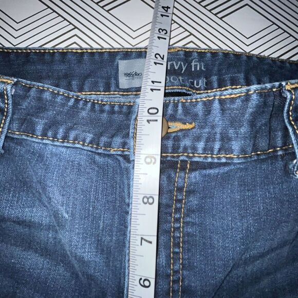Mossimo Curvy Bootcut Jeans Women’s Sz 18R Dark Wash Whiskering Flare Casual - Picture 7 of 8